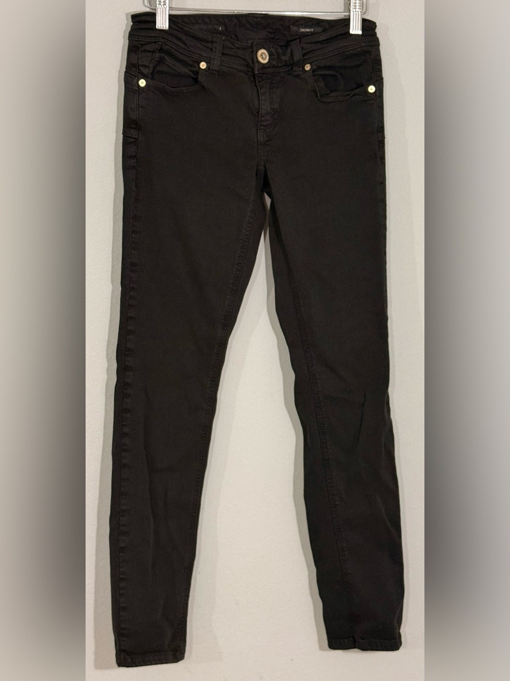Cache Black Skinny Jeans Size 2 Stretch Low Rise Gold Hardware Y2K